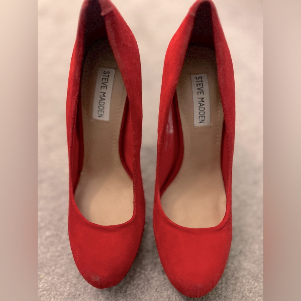 Steve Madden Red heels
